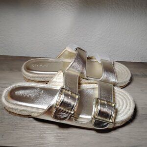 On 34th Milaa Buckle Footbed sandals size 10M light gold